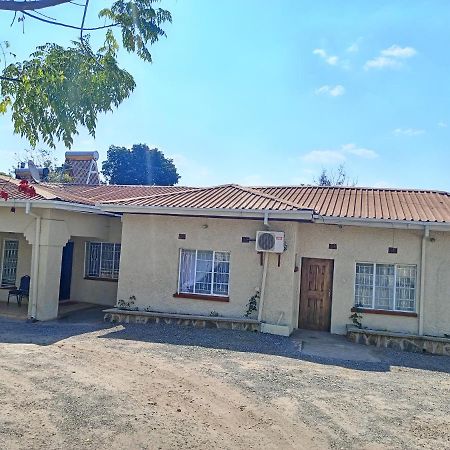 Matt Bed And Breakfast Лилонгве Екстериор снимка